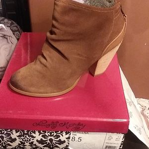 Naughty monkey boots